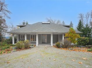 3441 S East Camano Dr, Camano Island, WA 98282