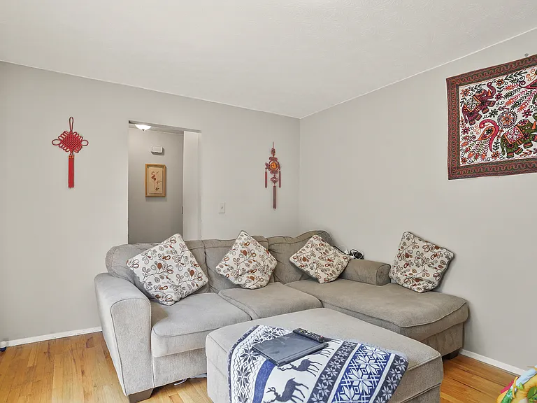 2490 Coronado Ave — Photo 8