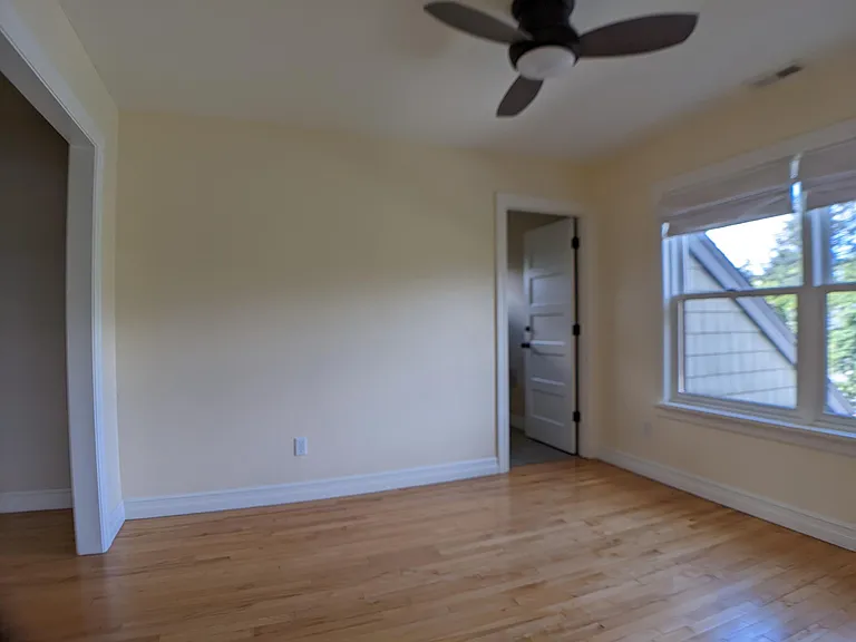 1827 N Skidmore St — Photo 35