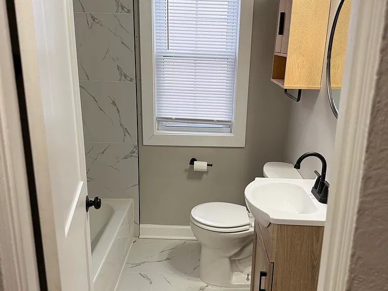 8212 Meadow Ln — Photo 11
