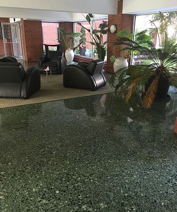 3rd image of 5056 N Marine Dr APT A7