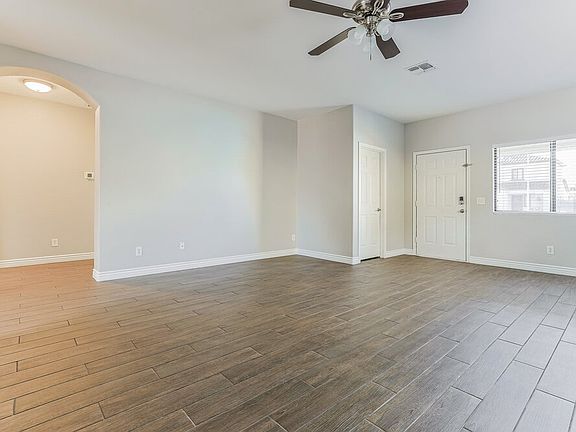 3rd image of 1006 W Saint Kateri Ave
