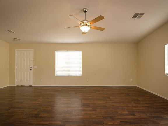 4th image of 1076 Whispering Birch Ave