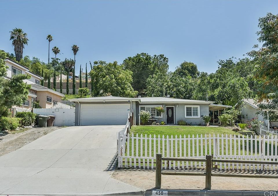 1st image of 450 Camino De Gloria