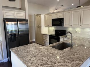 6027 Sun Berry Cir, Boynton Beach, FL 33437