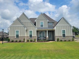 285 Burrow Dr, Piperton, TN 38017
