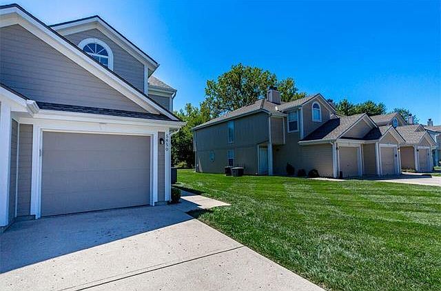 1st image of 5850 NW Plantation Ln #190D