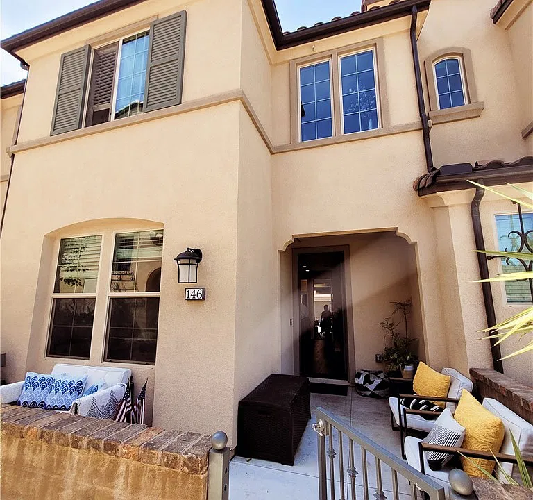 146 Finch
