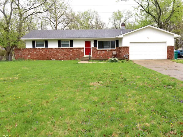 8017 Chiltern Dr, Indianapolis, IN 46268