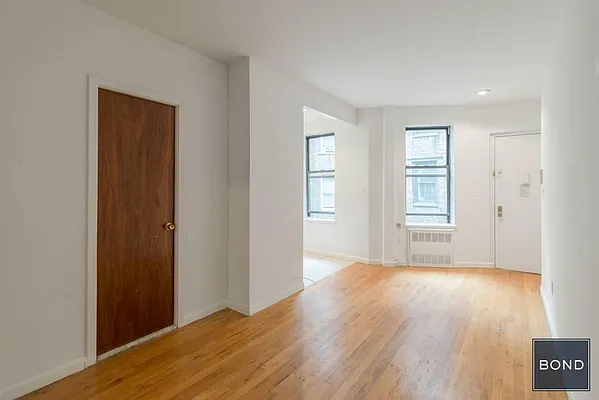 Rented by Bond New York | media 21