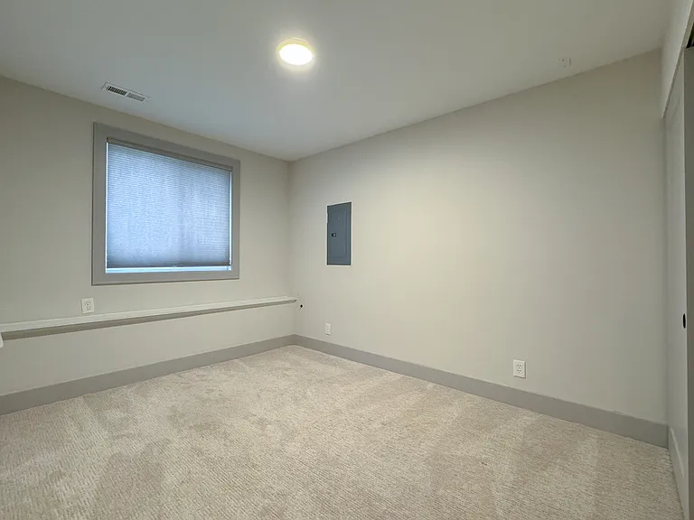 5657 23rd Ave SW — Photo 21