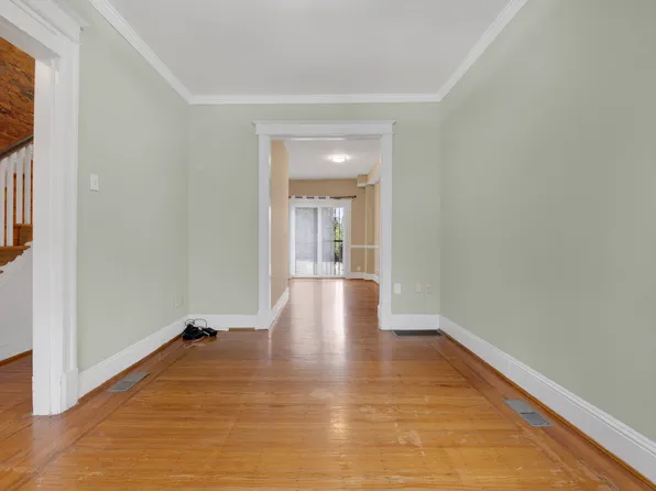 534 Irving St NW, Washington, DC 20010