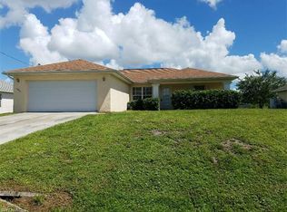 2812 34th St SW, Lehigh Acres, FL 33976