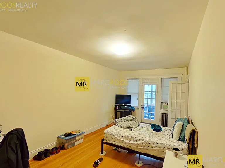 17 Melvin Ave — Photo 4
