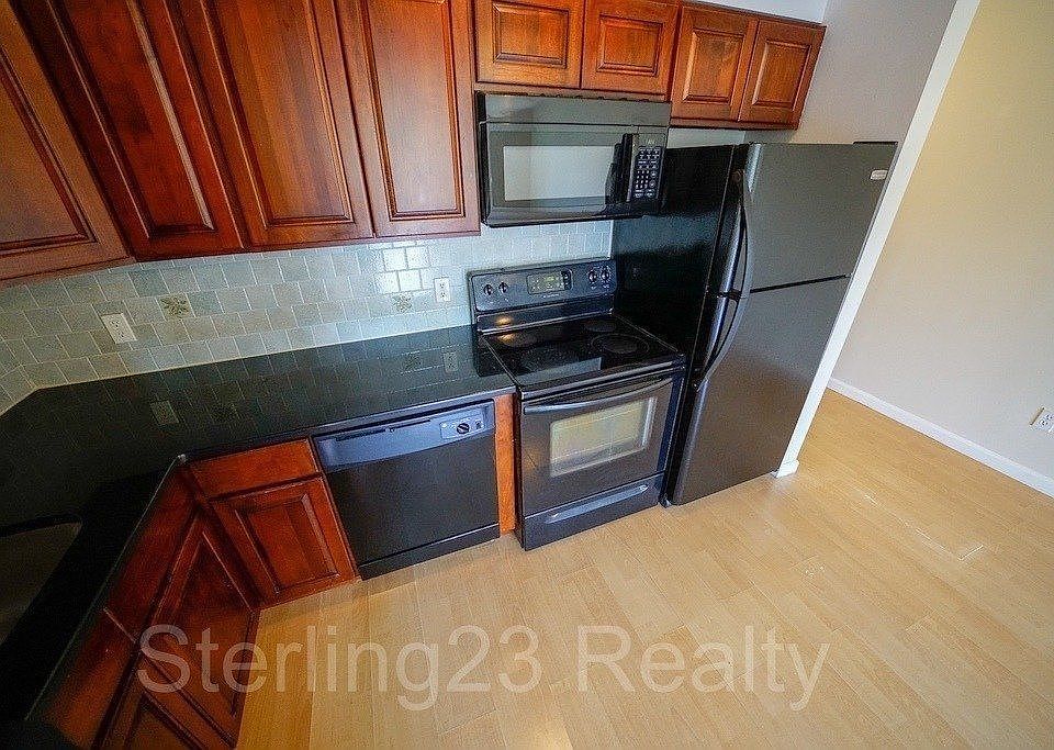 1st image of 27-16 12th St #2AA