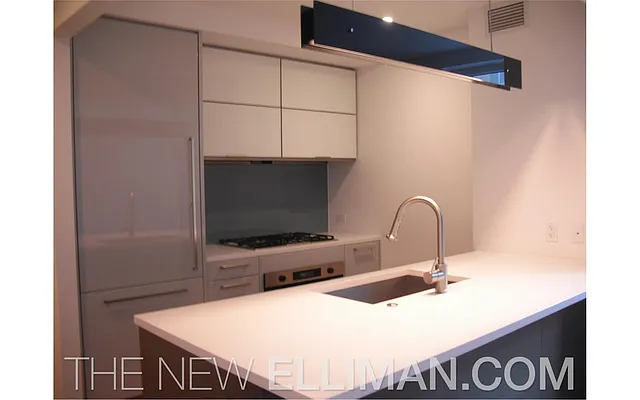 Rented by Douglas Elliman | media 37