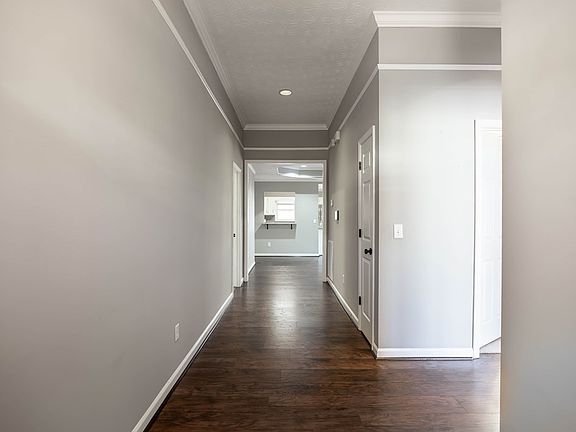 4th image of 4038 Sealy Ln