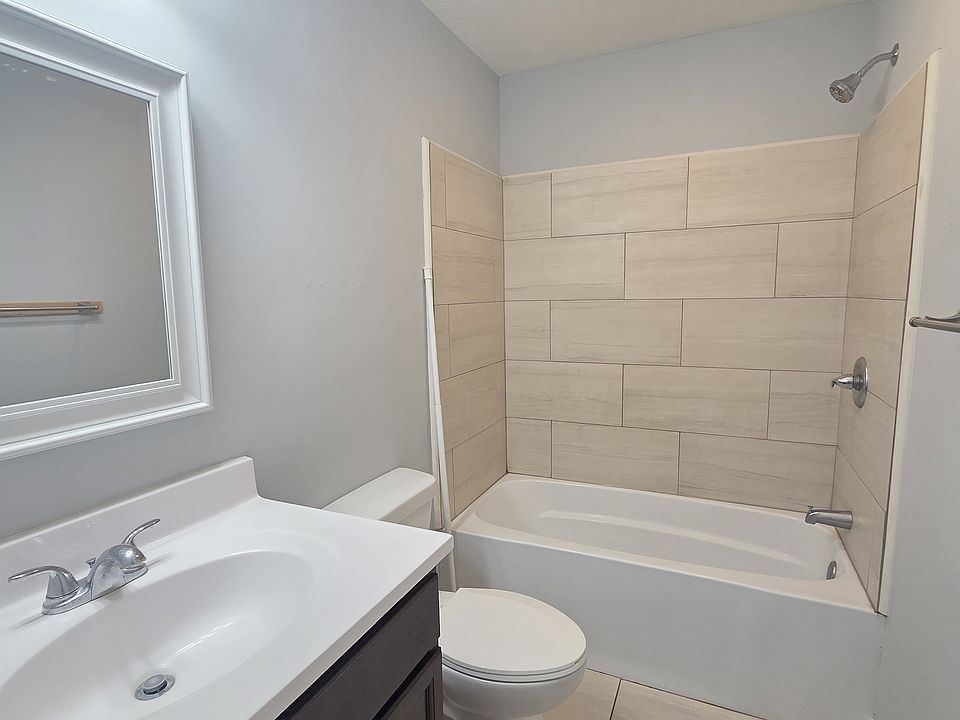1st image of 1102 N 4th St #4