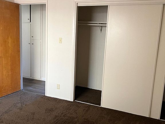 4th image of 2532 Marina Blvd