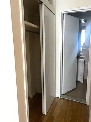 Rented by Oxford Property Group | media 14