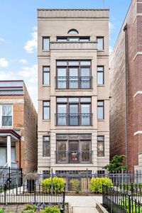 3752 N Fremont St APT 2, Chicago, IL, 60613