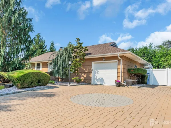 77 Michael Rd, Spotswood, NJ 08884
