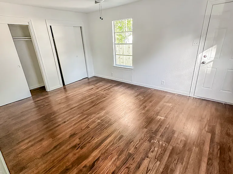 2404 Colony Ct — Photo 11