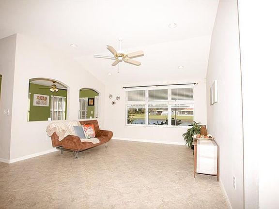 3rd image of 12806 Standbridge Dr