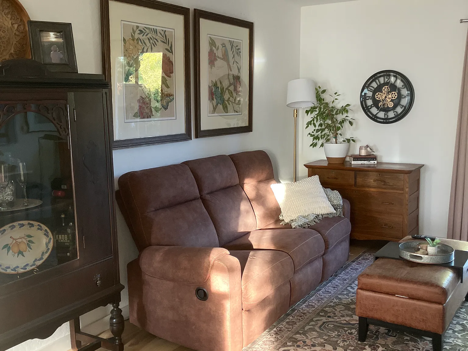 1 bed, 784 sqft, $2,700 — Photo 3
