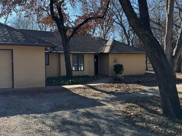 (undisclosed Address), Edmond, OK 73013