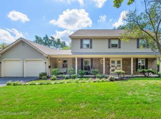 835 Stratford Ln, Downers Grove, IL 60516