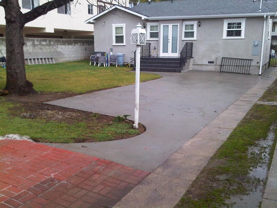 1st image of 315 La France Ave
