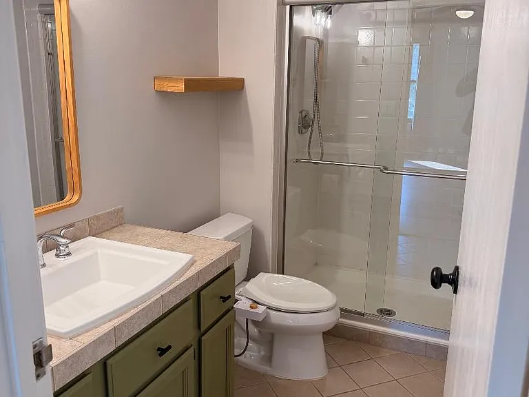 19143 Surrey Ln — Photo 13