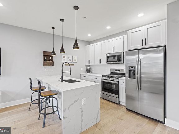 4th image of 1838 Providence St NE APT 2