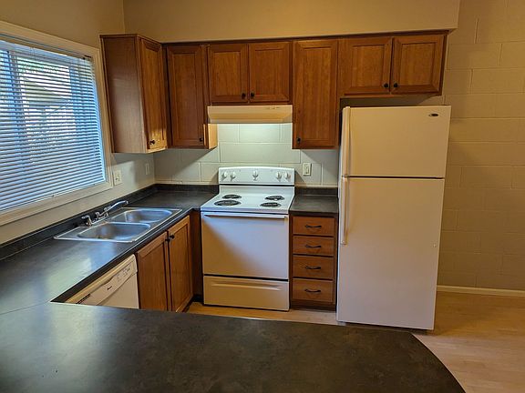 3rd image of 1150-1180 Jacobs Dr #1180-04