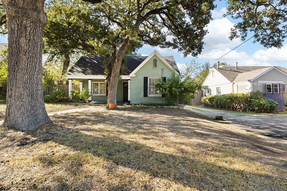 2228 Yucca Ave, Fort Worth, TX 76111 MLS 20440703 Zillow