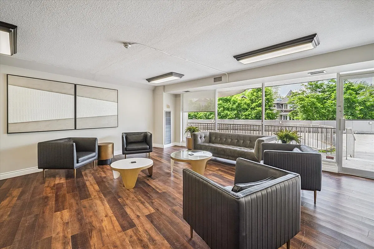 John Street Apartments — Photo 4