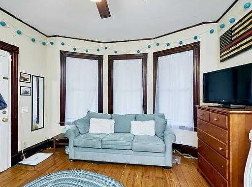 Foster St — Photo 14