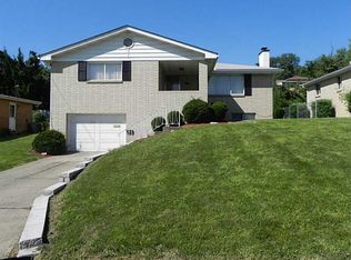 825 Dunblane St, Duquesne, PA
