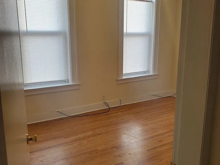 1833 3rd Ave #1833 — Photo 11