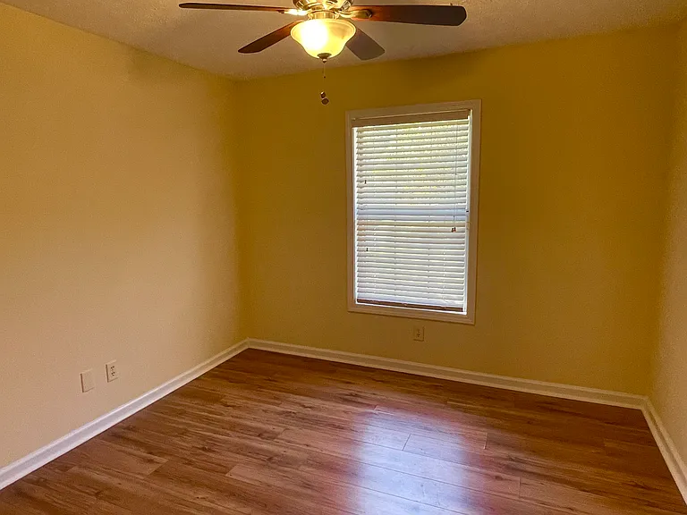 2373 Berkeley Creek Ct — Photo 13