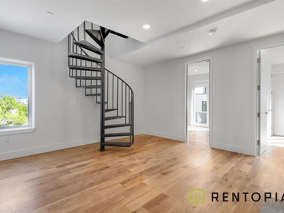 1st image of 99 N 4th St #210