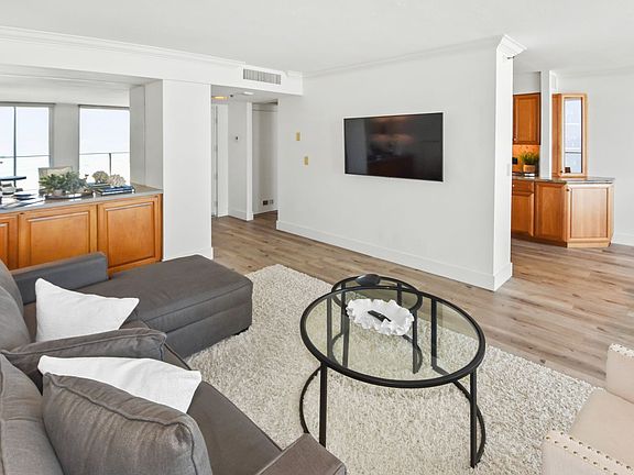 4th image of 1820 Avenida Del Mundo Unit 1003
