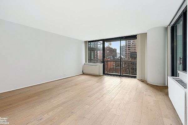1st image of 235 E 40th St APT 5C