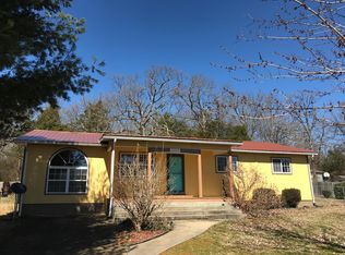 8233 Cedar Ln, Harrison, AR 72601