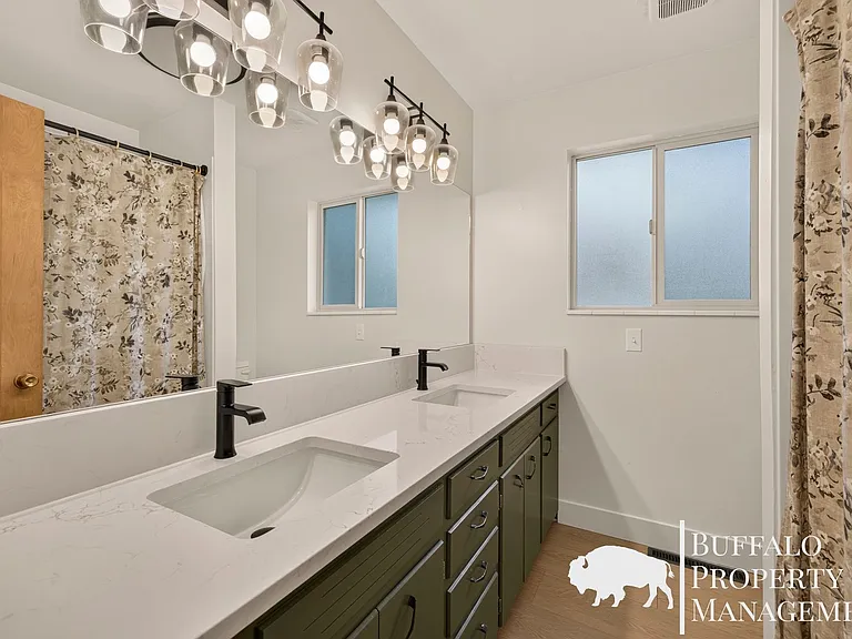 4267 N 55 E — Photo 14