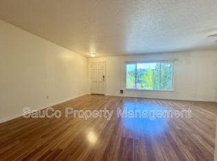 5560 SW Beaverton Hillsdale Hwy, Portland, OR 97221