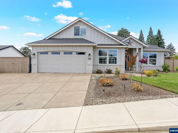 493 NW Crater Lake Dr, Dallas, OR 97338