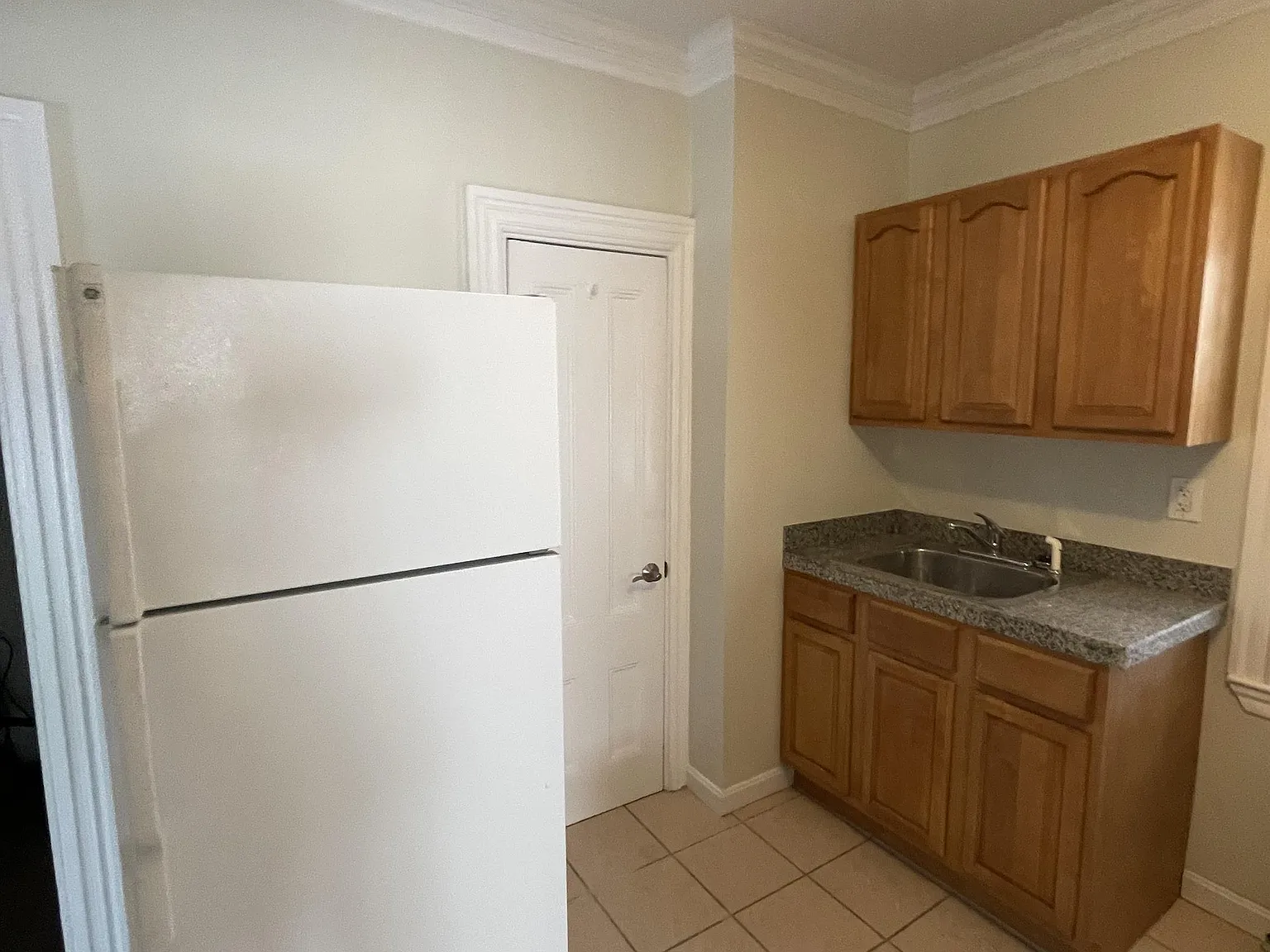 29-29A Chestnut Avenue — Photo 1
