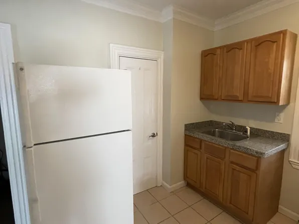 29-29A Chestnut Avenue, 29-29A Chestnut Ave, Jamaica Plain, MA 02130